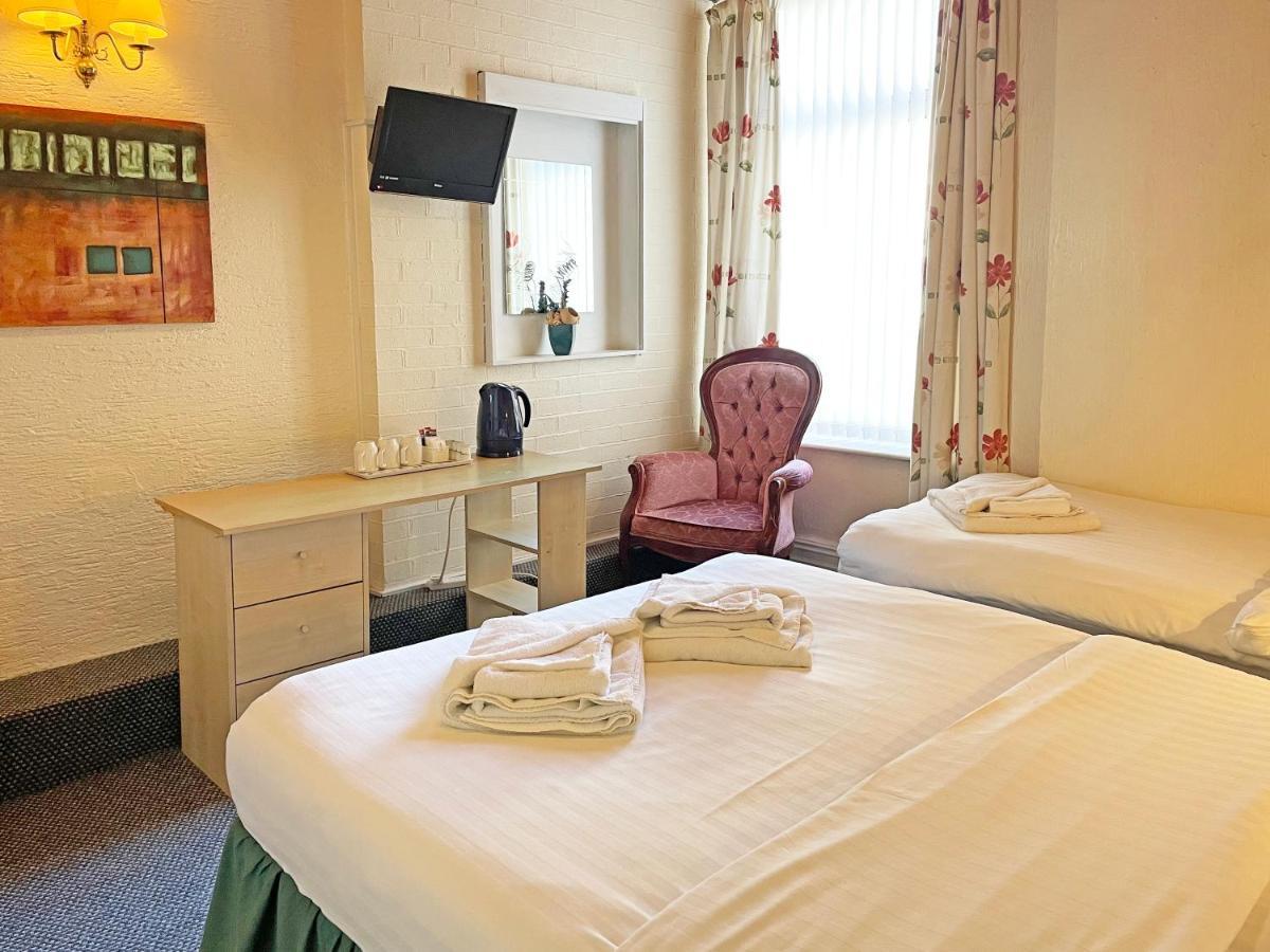 Balin Helmshore Hotel Blackpool Extérieur photo